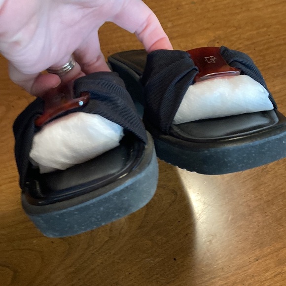 DONALD J PLINER (Made in Spain) Womens Wedge - size 7 - Picture 8 of 16